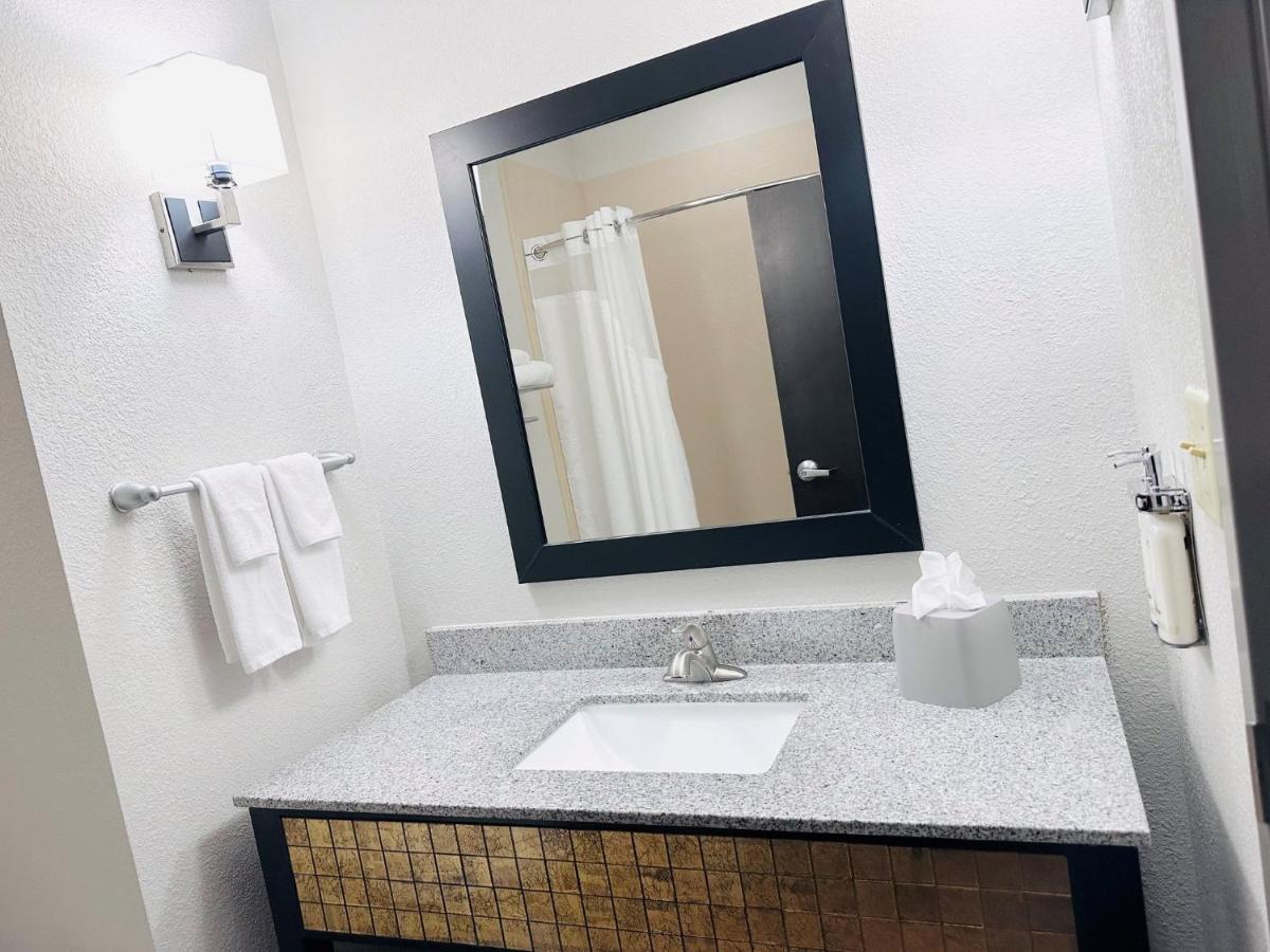 Holiday Inn Express & Suites Houston East - Baytown, An Ihg Hotel Kültér fotó