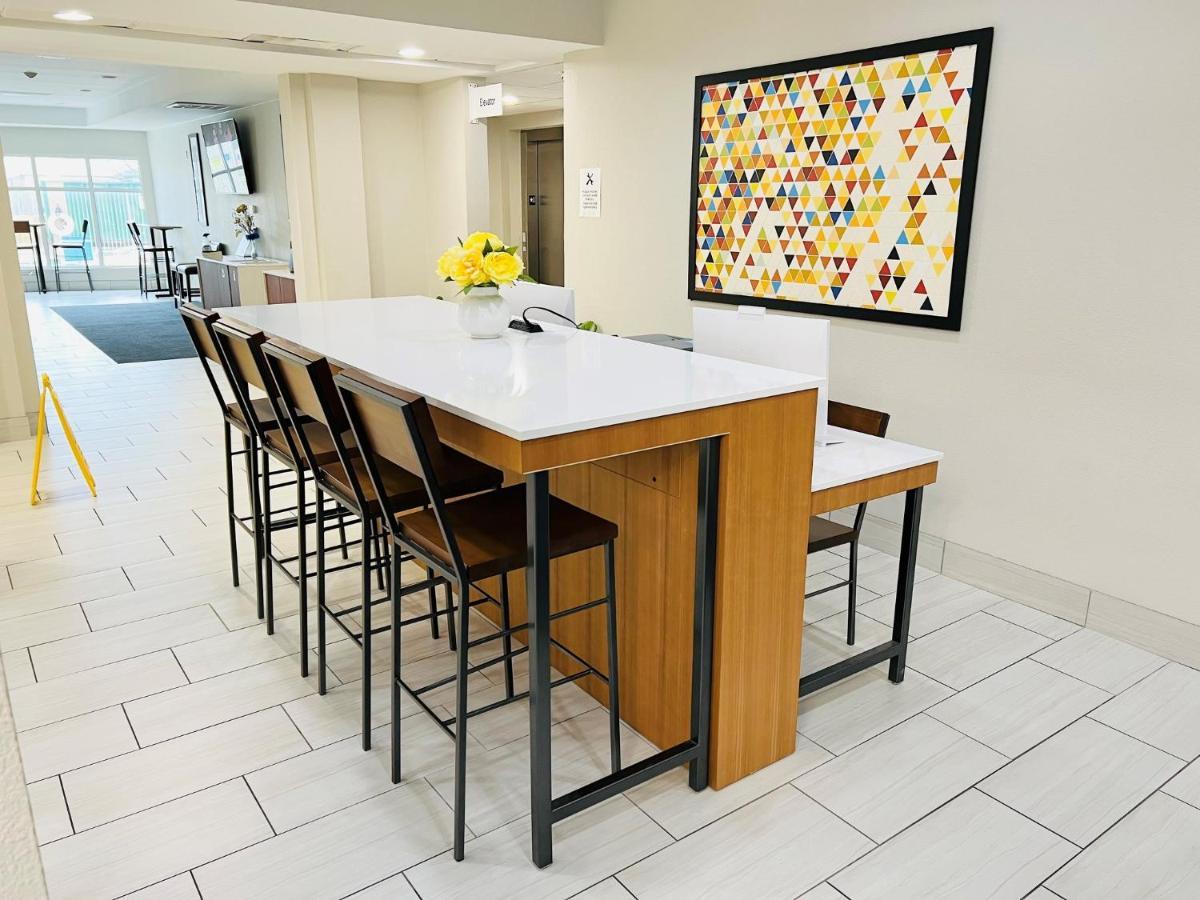 Holiday Inn Express & Suites Houston East - Baytown, An Ihg Hotel Kültér fotó