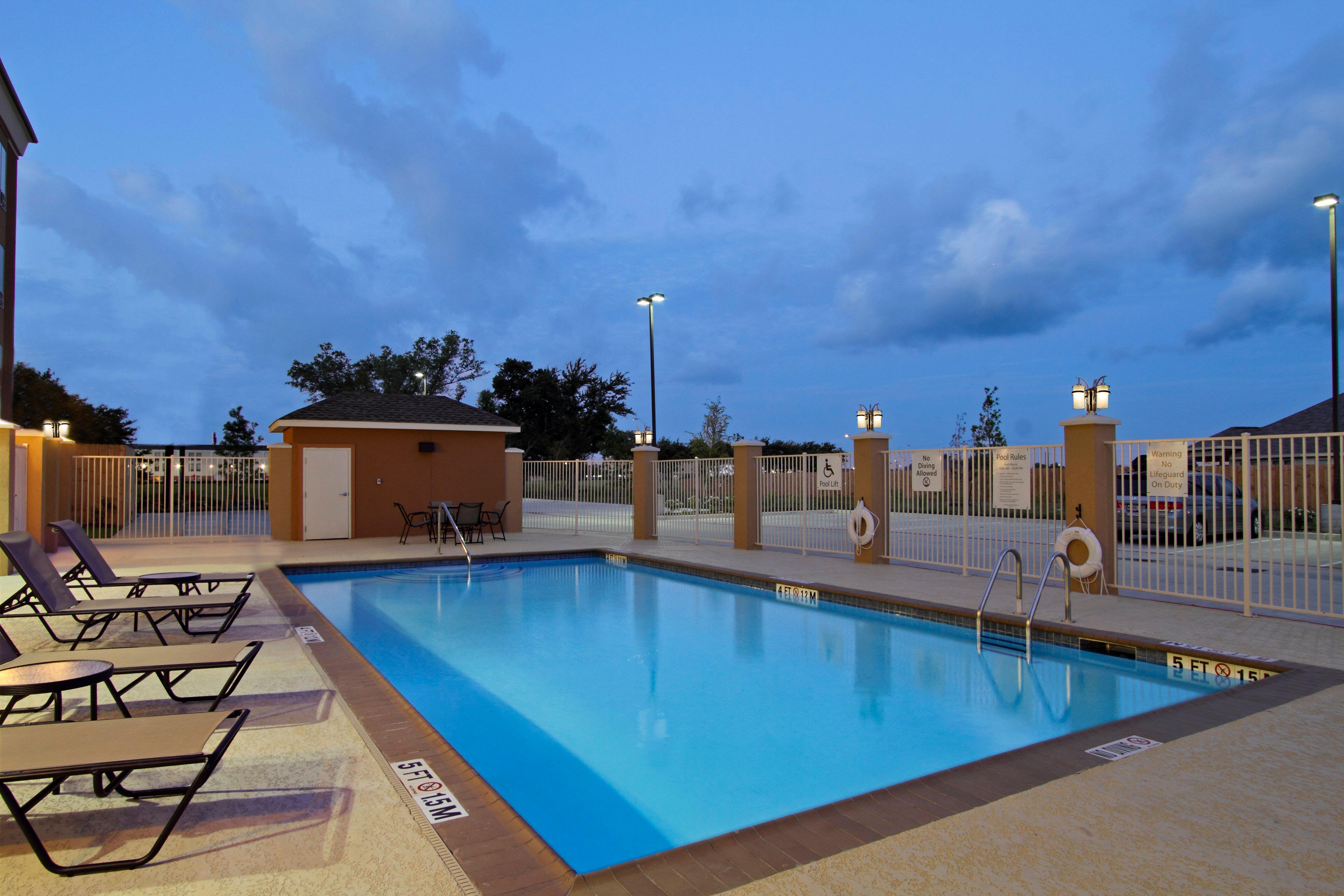Holiday Inn Express & Suites Houston East - Baytown, An Ihg Hotel Kültér fotó